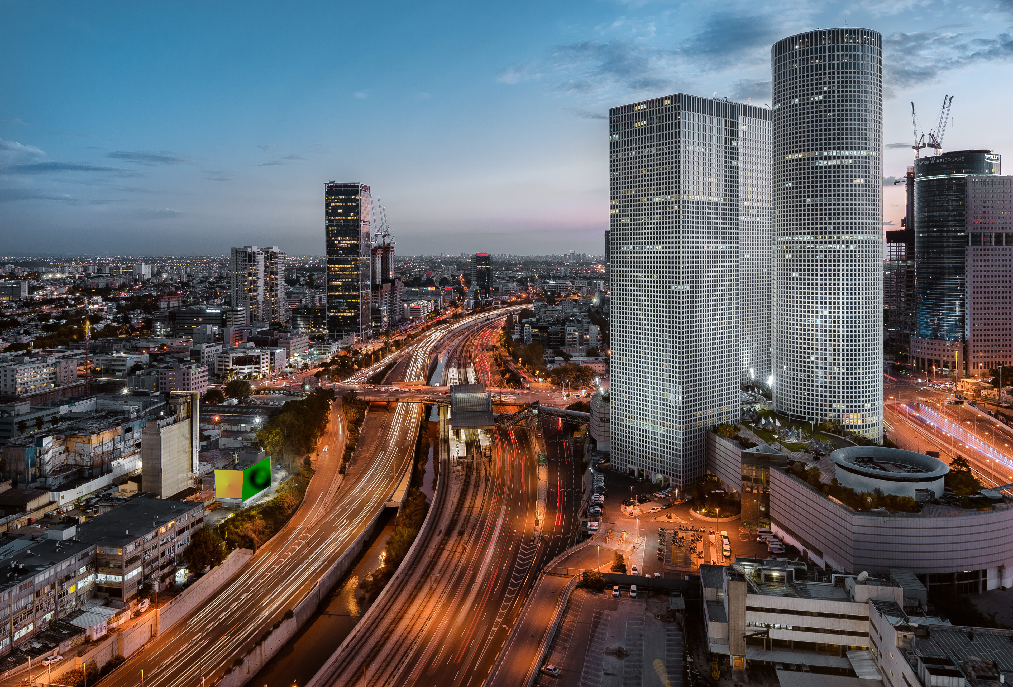 Azrieli center